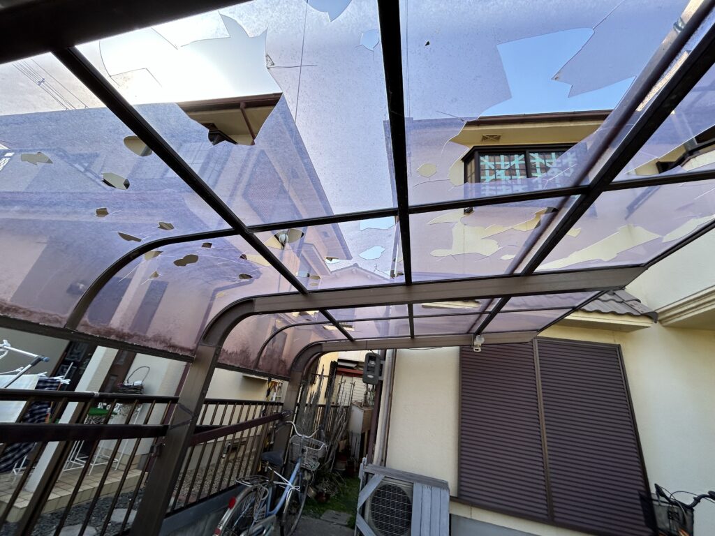 雹(ひょう)による突発的な破損